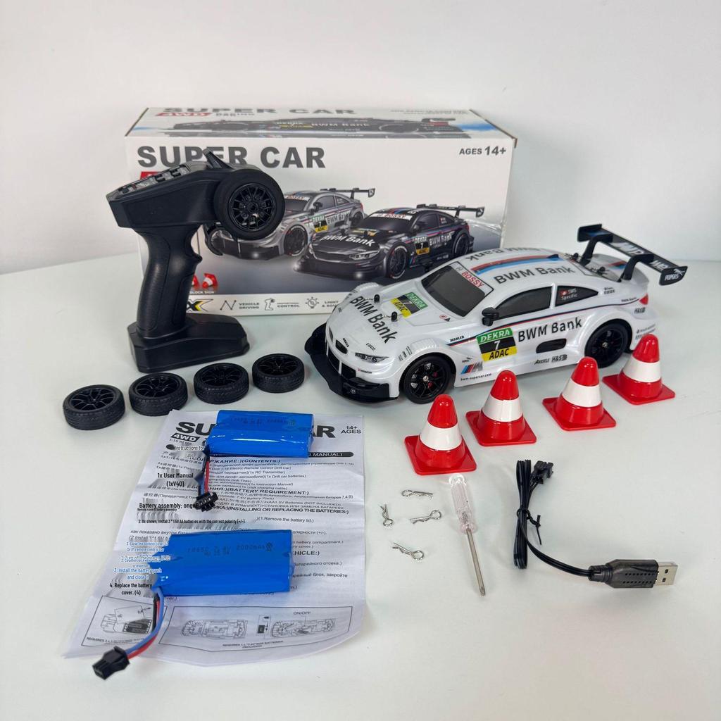 1:24 Four-Wheel Drive AE86GTR Drift RC Racing Car - Durable Model Toy