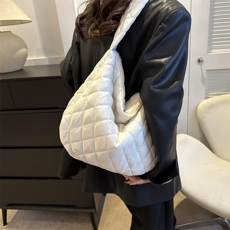 Casual cute large-capacity bag, college student tote bucket bag, autumn new foreign style fashion shoulder bag