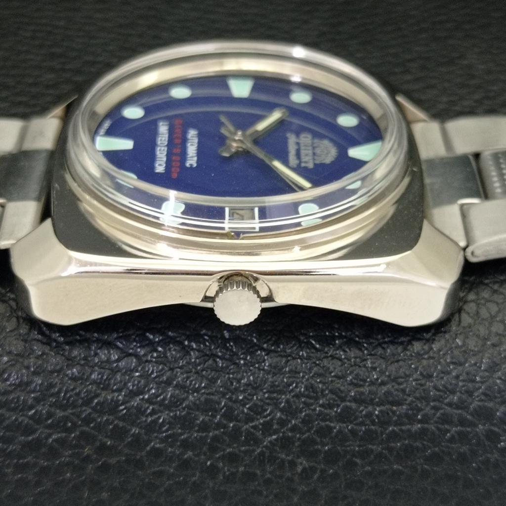 USED AUTOMATIC 46941 VINTAGE ORIENT JAPAN MENS BLUE COLOR DIAL WATCH A702232-5 R123-a702232