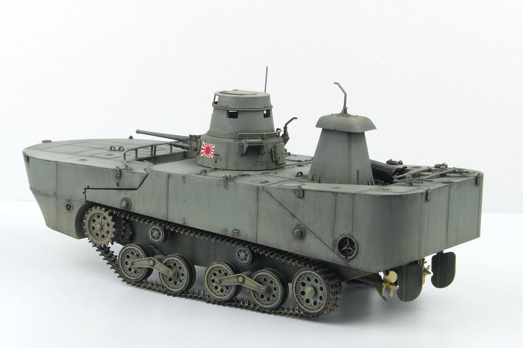 Platz/MONO Dragon 1/35 Tanks of the World 11 WW2 Imperial Japanese Navy Type 2 Special Landing Craft Ka-Mi Floating Form (Late Model Floats) Plastic M