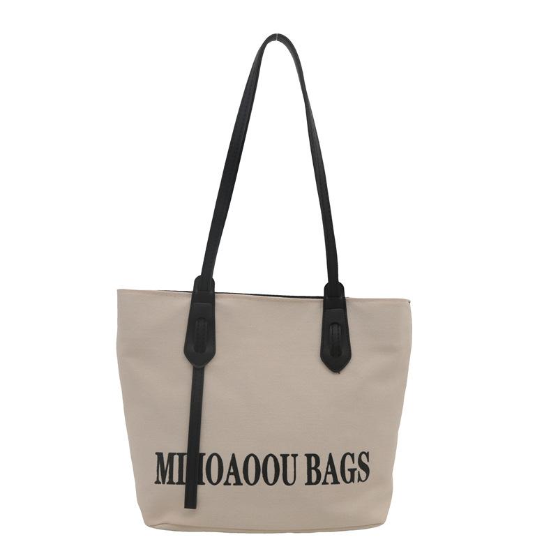 Large Capacity Tote Bag for Summer College Students for Class Commuting Bag for Women Fashion New Fashionable Casual Shoulder Bag