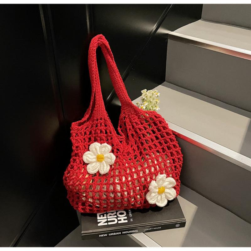 Fashion hollow knitted bag women's small fresh flower woven bag versatile shoulder handbag summer mother and child bag