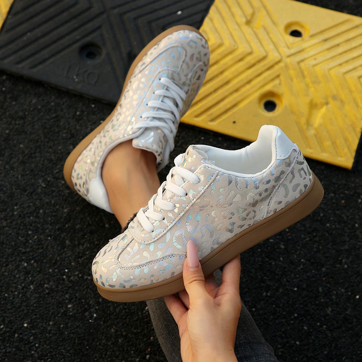 

Women Round Toe Lace Up Low-Top Flats Sneakers Spring Autumn Casual Sports Shoes Anti-slip Comfortable Sneakers Women 35 хаки