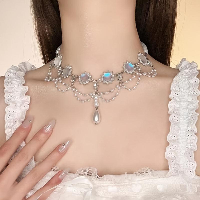 1PC Vintage French Moonstone and Freshwater Shell Fringe Necklace - Multi-Layer Chain with Imitation Pearl Buckle