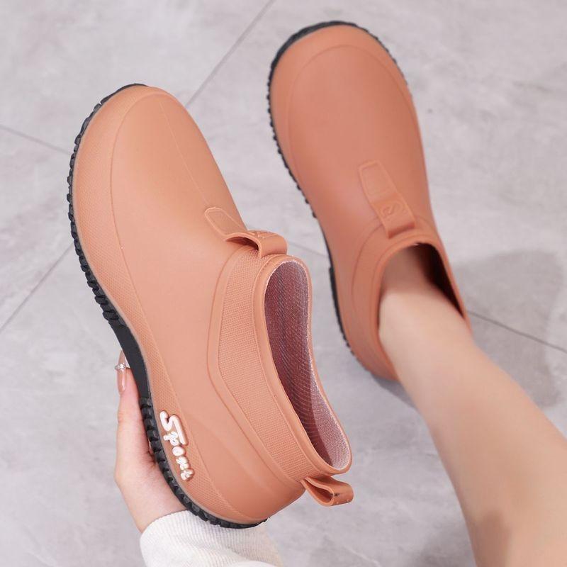 External wear wind short tube wear-resistant high-top thick-soled light-mouth spring and autumn low-top fashion rain shoes thick solid color