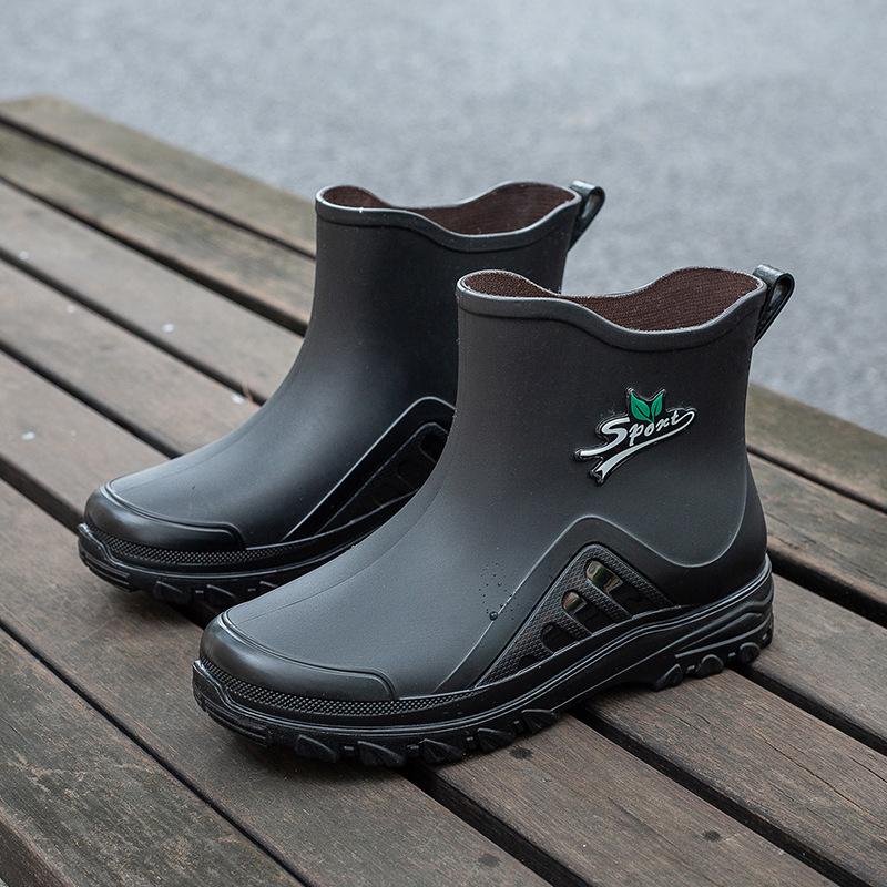 Short Rain Shoes Women's New Fashion Casual Thermal Shoes Overshoes Non-slip Velvet Student Rain Boots Water Shoes Women