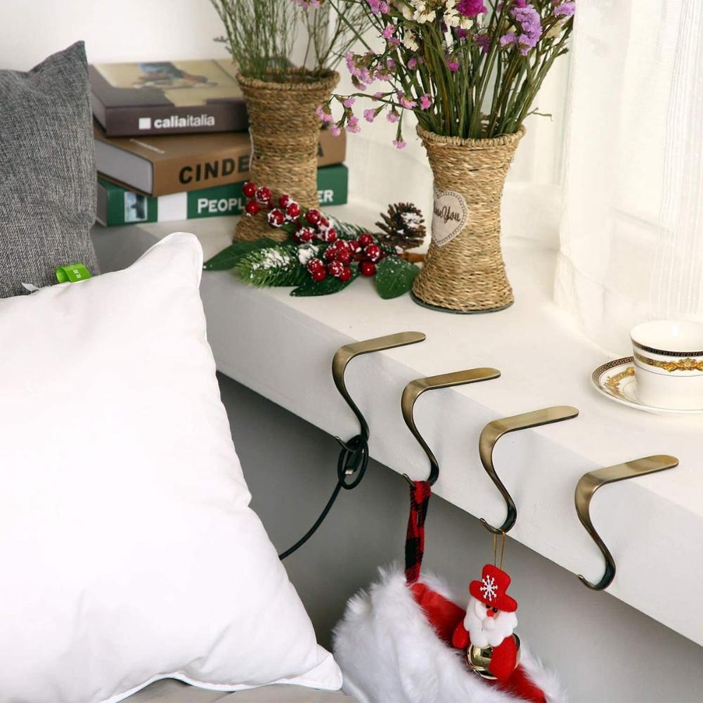 New Year Shelf Metal Grips Garland Hanger Mantel Hooks Christmas Stocking Holders Stockings Clip