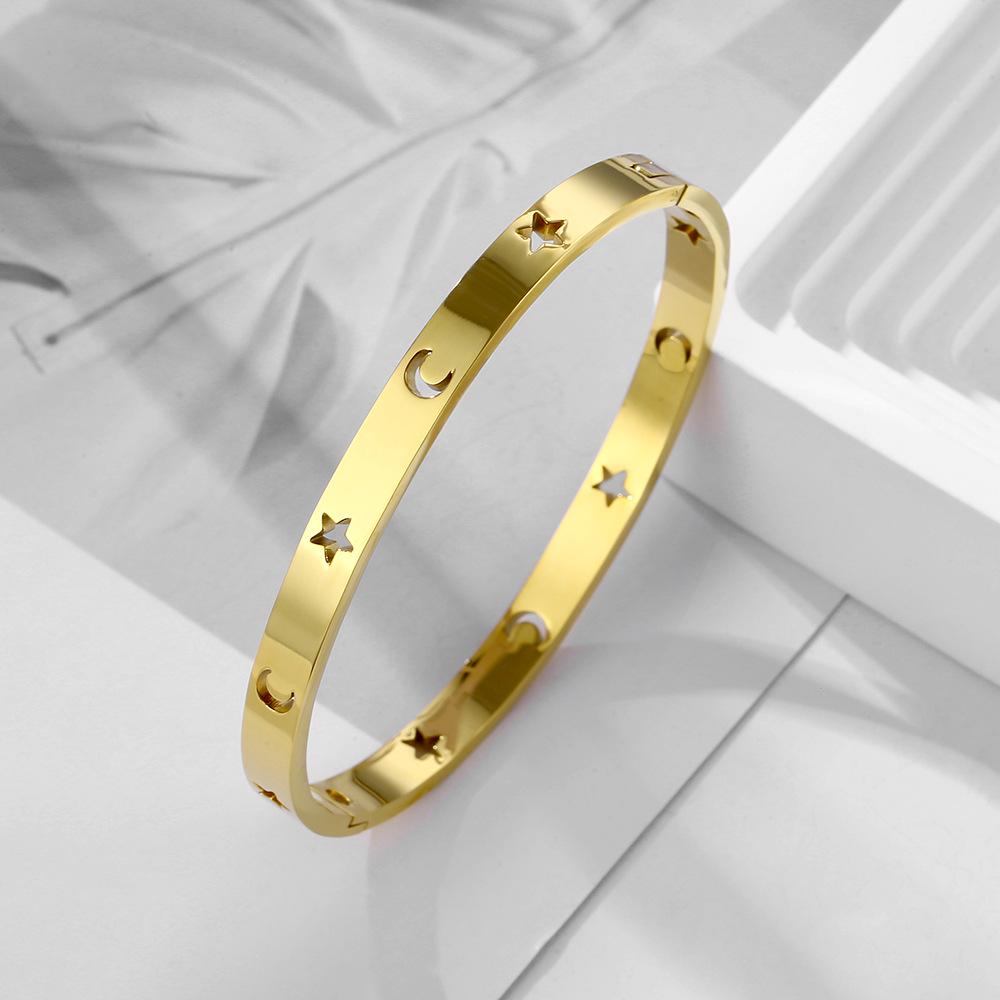 

Luxury Titanium Steel Cross Bracelet for Couples - Men s Gift for Girlfriend