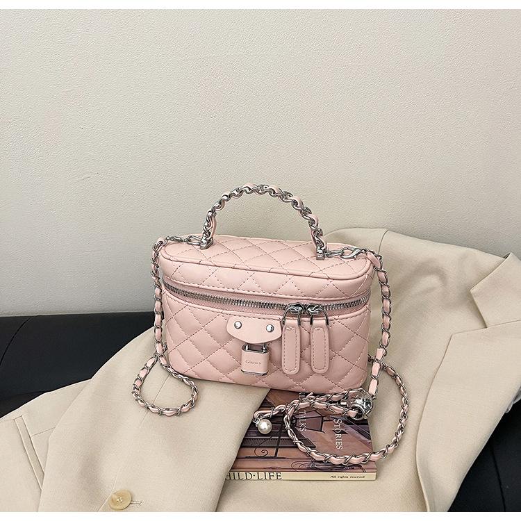 This year's popular diamond handbag women's 2025 summer trendy fashion sweet chain box bag casual messenger bag