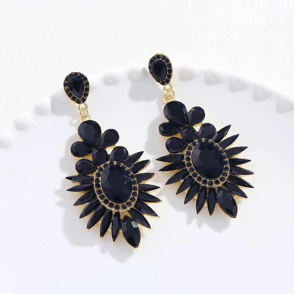 Exquisite Crystal Rhinestone Oval Drop Earrings for Women - Elegant Wedding & Event Jewelry