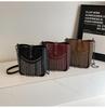 Fashion Pioneer! New Bucket Bag, European and American Locomotive Wind Is Coming