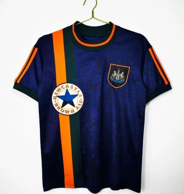 Source: Retro football uniform: Brazil-Real Madrid-Manchester United nostalgic version short-sleeved jersey