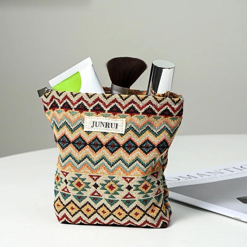 Women's Makeup Bag Capacity Lipstick Air Cushion Sanitary Napkin Storage Bag Portable Canvas Clutch Bag