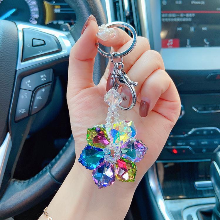 

Fashionable Crystal Flower Keychain Shiny Car Key Ring Unique Key Accessory StyleA