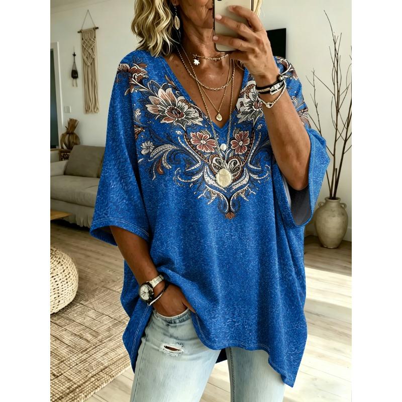 Plus Size Women's Vintage Distressed Blue Faux Embroidery Floral Print V Neck Bat Sleeve T-Shirt
