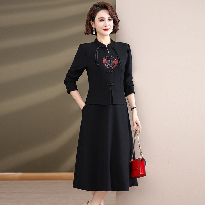 2026 Elegant Chinese Mother's Day Dress for Mid-Aged Women - Long Skirt for Mother-in-Law at Weddings