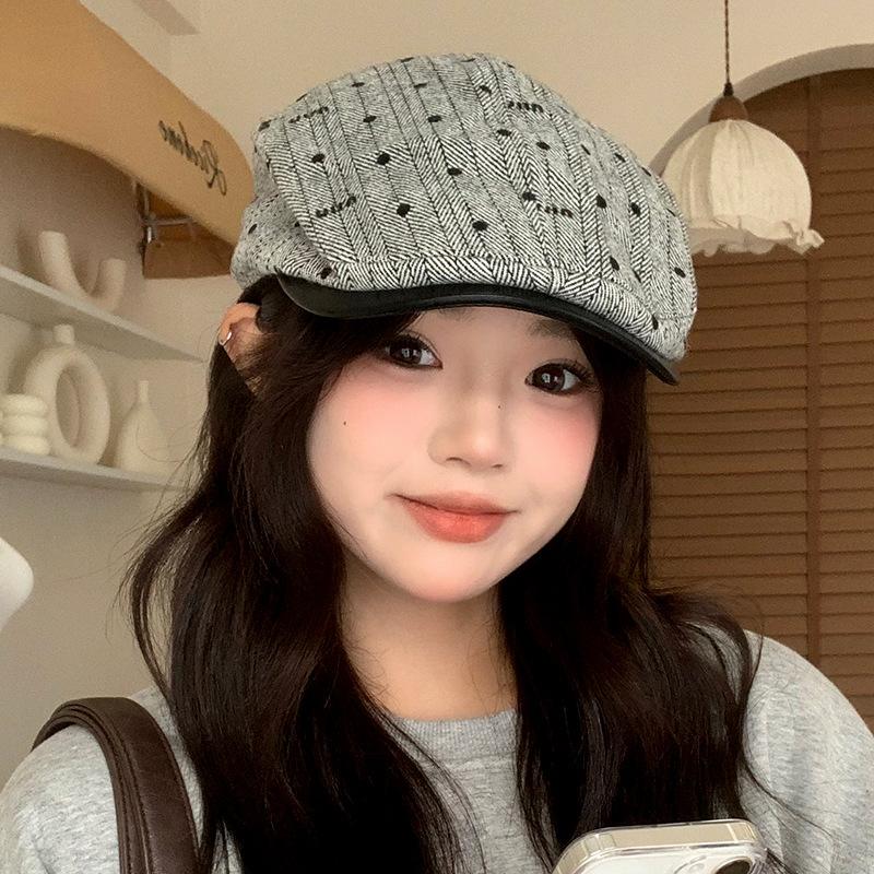 

Корейская литературная ретро кепка с полосками, осенне-зимняя повседневная бейсболка, которую носят задом наперед, модный и универсальный берет, подчеркивающий маленькое лицо average size