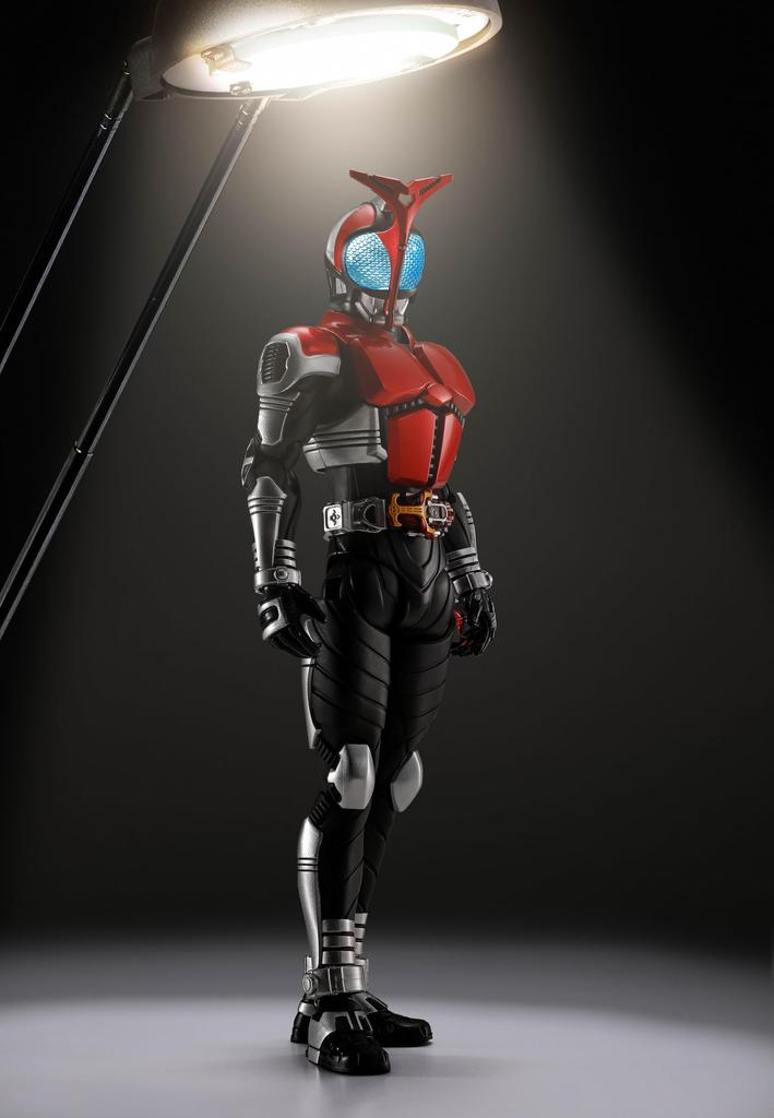 Tamashii Nations S.H. Figuarts Kamen Rider Kabuto Rider Form 20th Anniversary PVC ABS Figure 145mm
