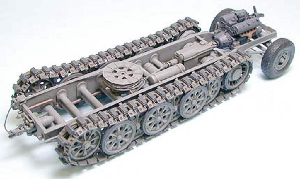 Tamiya Military Miniature Series 239 German Army Heavy FAMO Plastic Model Kit 35239 1/35 No. 18-ton Half-track
