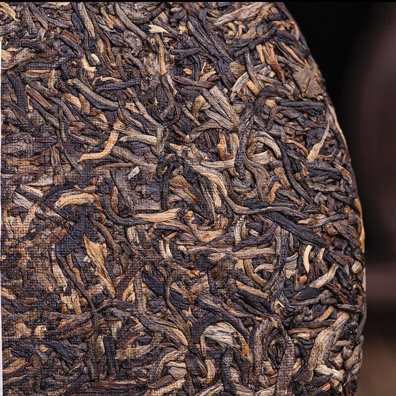2007 Nanqiao Menghai Puer Raw Tea Arbor Pu er Торт с серебряной иглой — фото 2