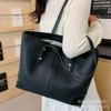 Commuter Large Capacity Armpit Bag 2025 New Trendy Fashion Foreign Style Shoulder Bag Autumn and Winter Retro Tote Big Bag