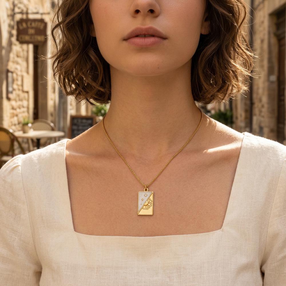 Retro Square Tarot Card Sun & Star Necklace with Drip Oil Pendant On Titanium Steel Clavicle Chain