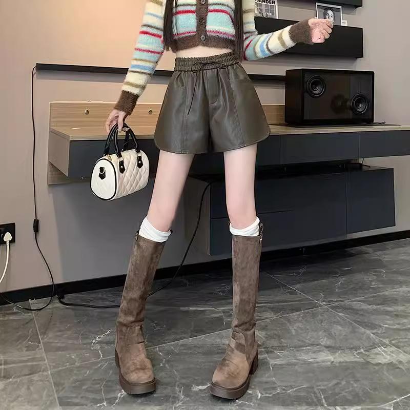 Women's Black PU Leather High Waist Wide-Leg Shorts - 2024 Autumn/Winter Collection