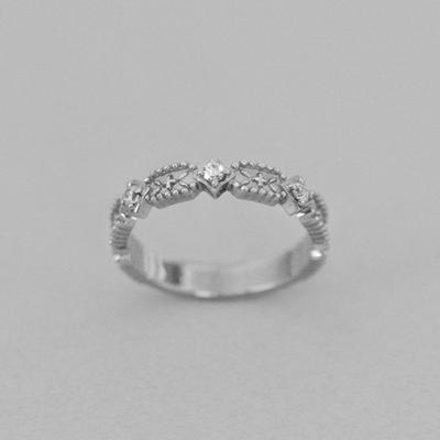 MUSEE.ART Bague miss gothique triple cubique