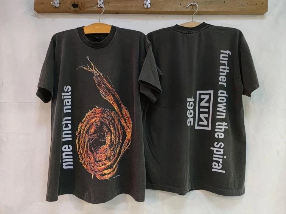 Футболка унисекс Nine Inch Nails Стиль 2 Боковая Черная S-5XL S