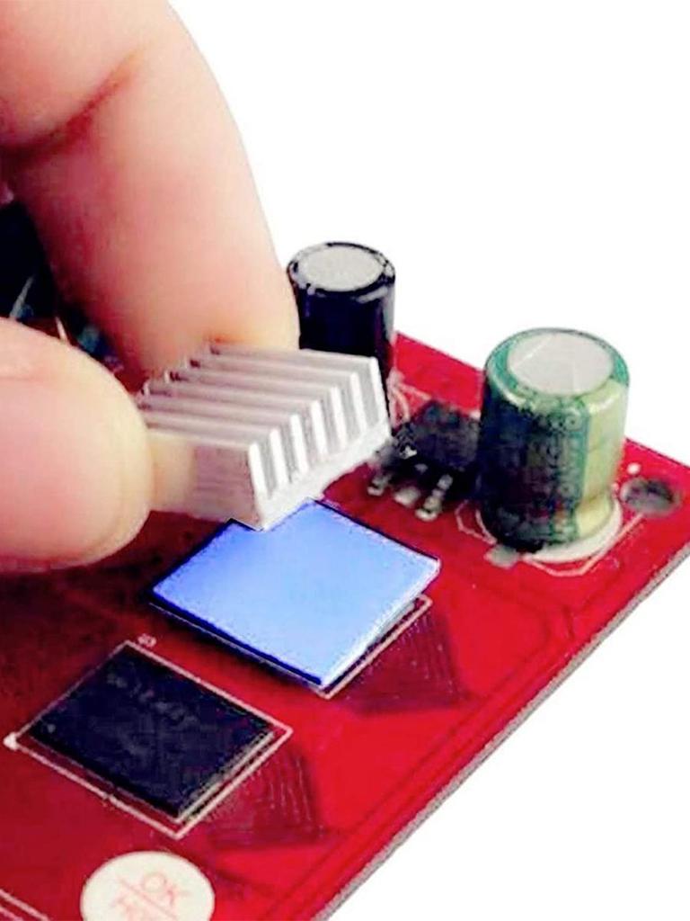 Soft Silicone Thermal Pad for Enhanced Heat Dissipation in Laptops & Graphics Cards