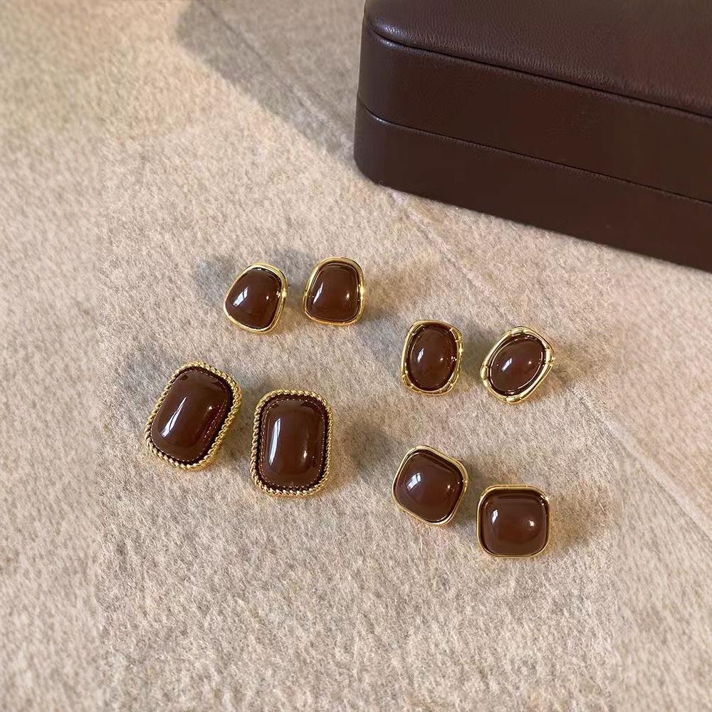 6 Pcs Vintage Brown Resin Earring Set For Women Fashion Simple Maillard C-shaped Irregular Earring Daily Party Jewelry Gift 2026