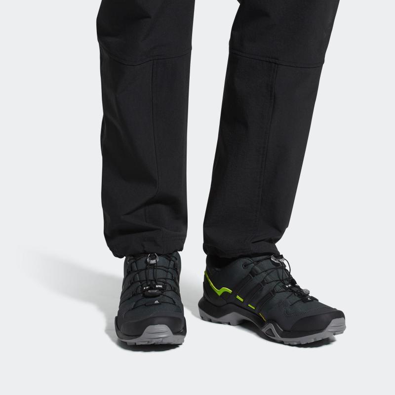 adidas Scarpe da ginnastica Terrex Swift R2 'Nero Giallo' CM7490