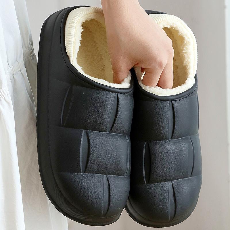 Women's Plush Cotton Winter Slippers with Heels & Men's Thick-Soled Soft Home Slippers for Outdoor Wear