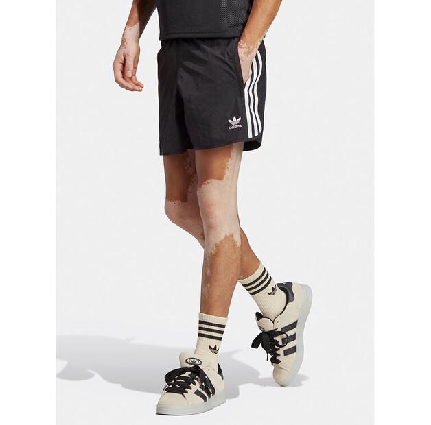 

Спортивные шорты adidas Adicolor Classics EU S