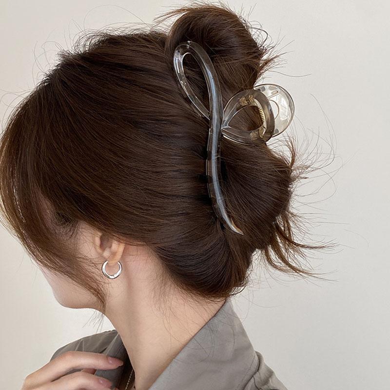 Pince à cheveux géométrique creuse couleur unie coréenne pour femmes Pince à cheveux simple Épingles à cheveux Grande pince crabe Accessoires pour cheveux Coiffure