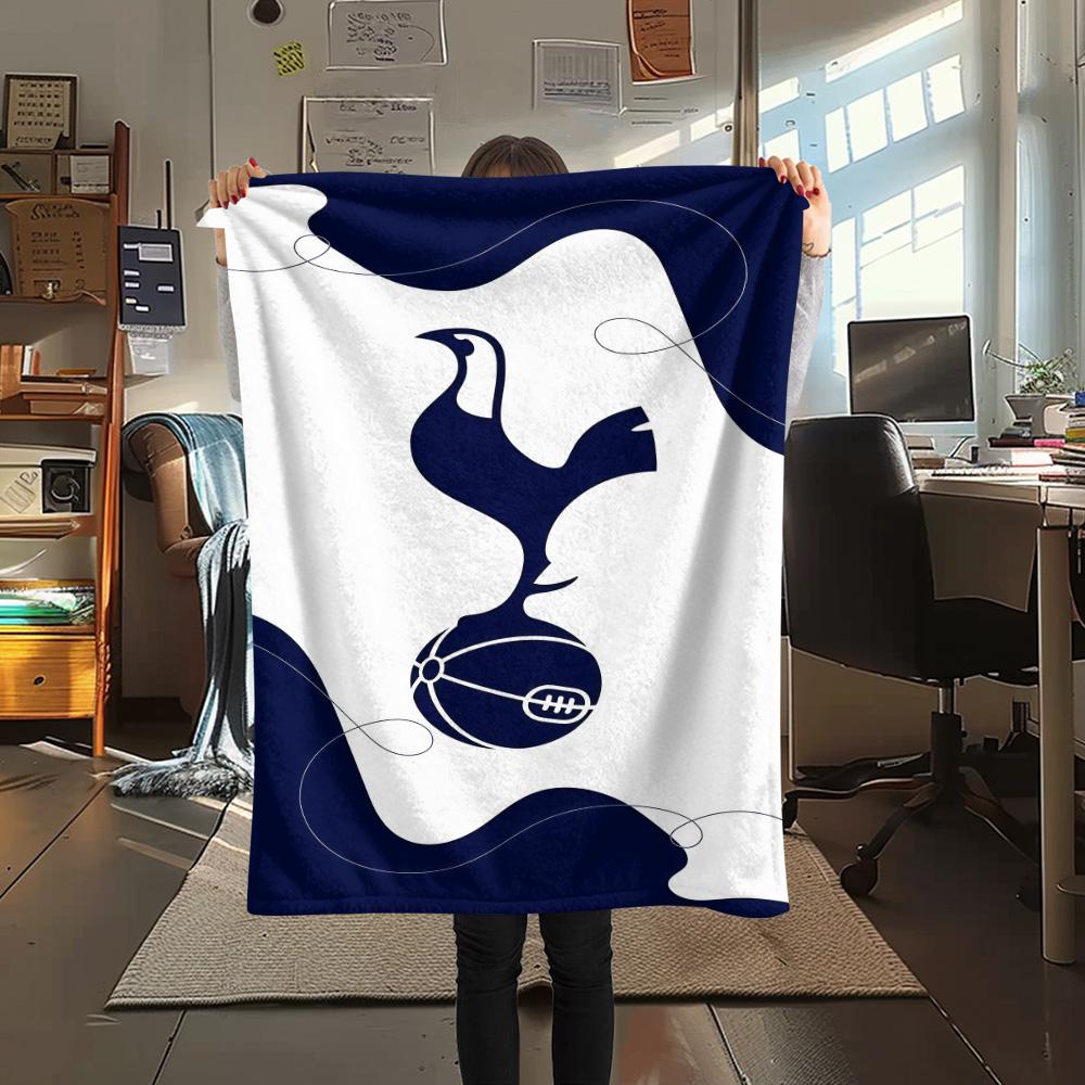 Tottenham logo Print FlAannel Blanket, High quality Comfortable for All Seasons, Home Decor, Warmth and Comfort