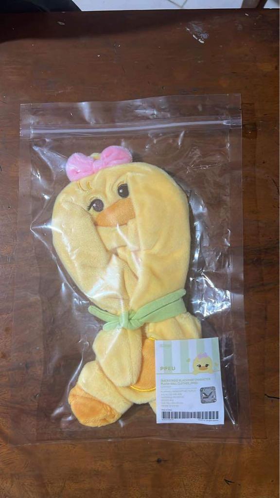 [USED] Blackpink Lisa Seoul Concert Limited Edition Plush Dress-Up PPEU