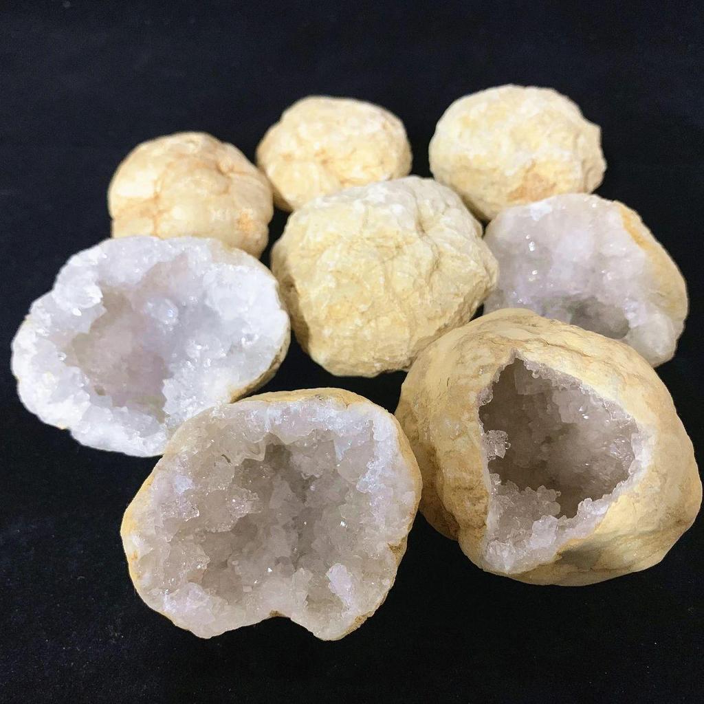 White Ink Moroccan Agate Geode: Raw Stone Crystal Specimen, Office Ornament, Treasure Accumulator.