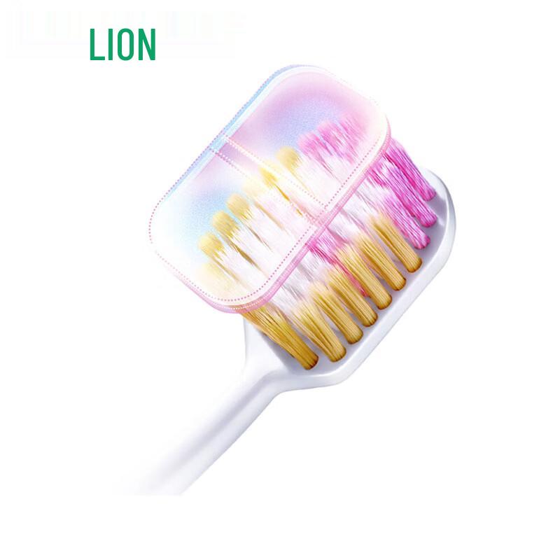 Lion Shishijie Wide & Thin Volcanic Charcoal Soft Toothbrush (2-Pack)