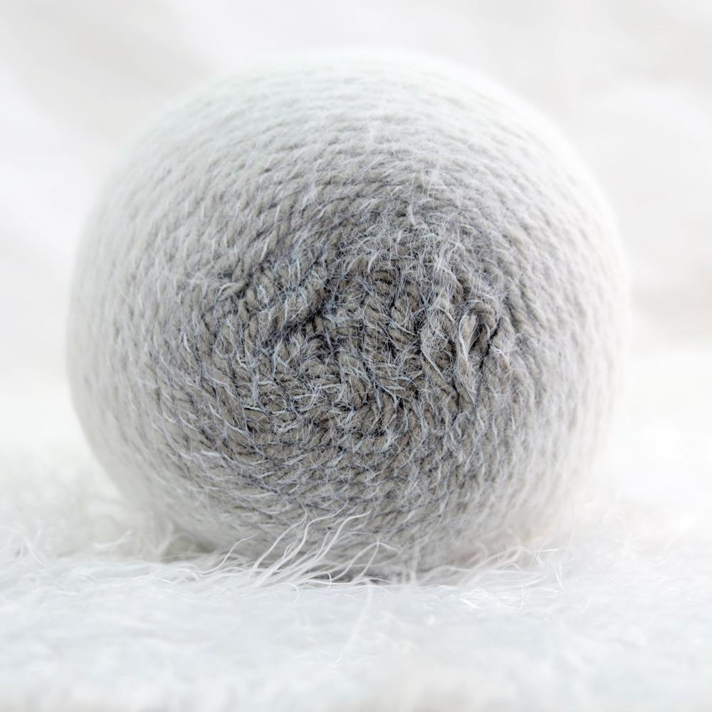 

200g/ Roll Durable Gradient Color Wool Yarn Multicolor Handmade Long Velvet Yarn Knitting DIY Yarn Ball for Blanket Scarf сірий