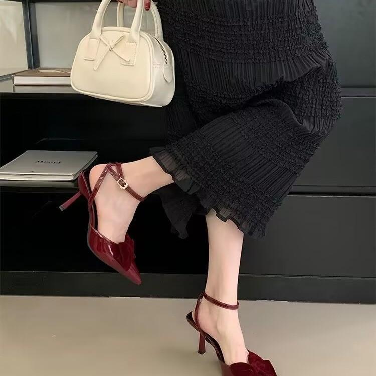 2025 summer new sandals women's pointed head bow bag head word buckle thin heel gentle high heel sandals
