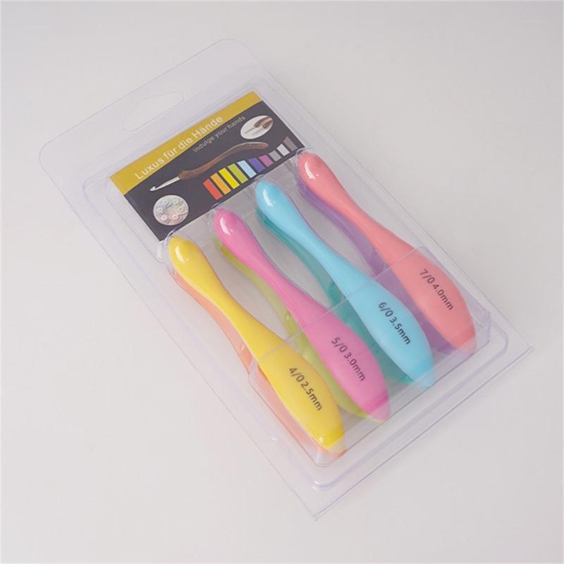 8Pcs Ergonomic Crochet Hook for Beginner Crochet Hobbyist,8 Size Long Handle Crochet Hook Needle 2.5mm-6mm  (4/0-10/0MM)