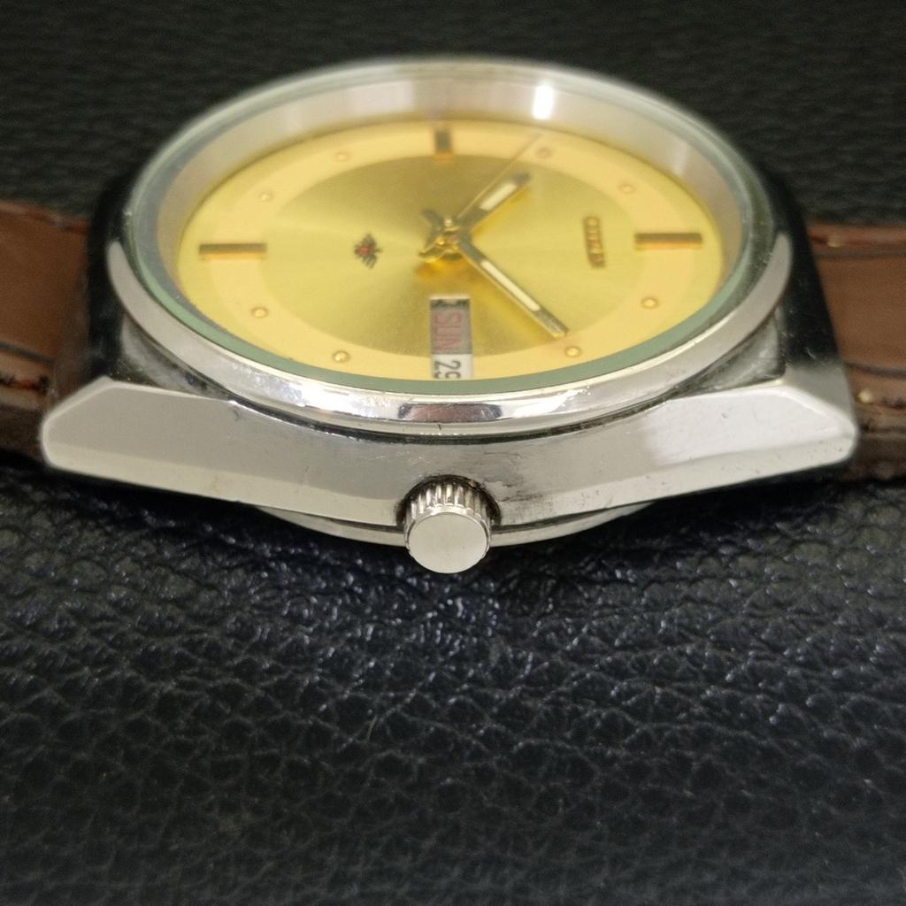 AUTOMATIC VINTAGE CITIZEN 8200 JAPAN MENS GOLDEN COLOR DIAL WATCH A702757-1 R210-a702757