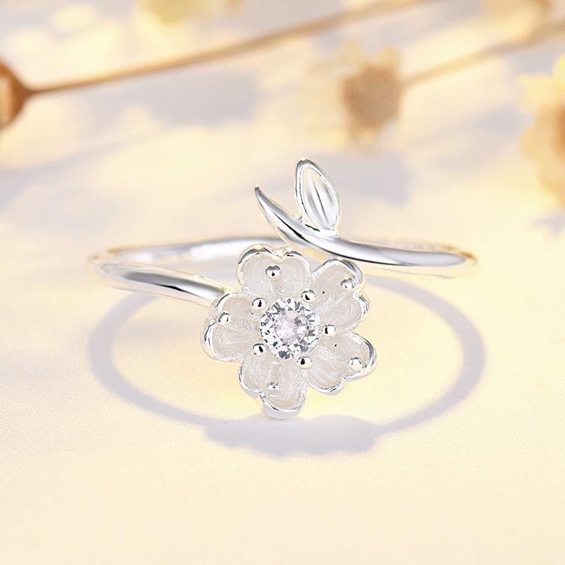 Luxury Copper Classic Ring For Women Jewelry Simple Diamond Ring Imitation Diamond Women'S Ring R019