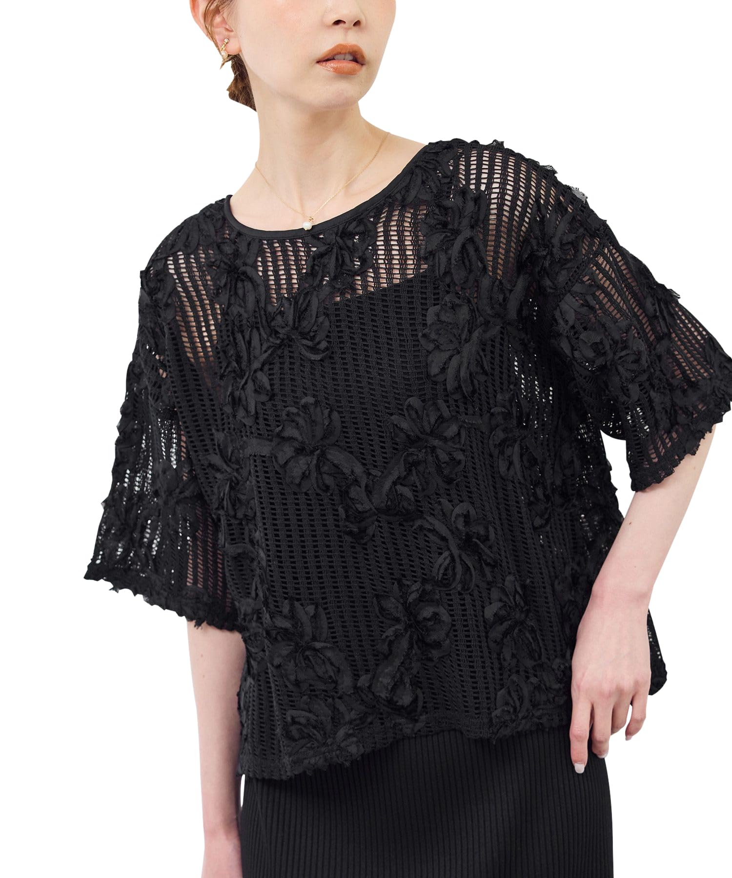 

ROPE PICNIC Mesh Cord Embroidered Pullover Top in Black Women s (01)