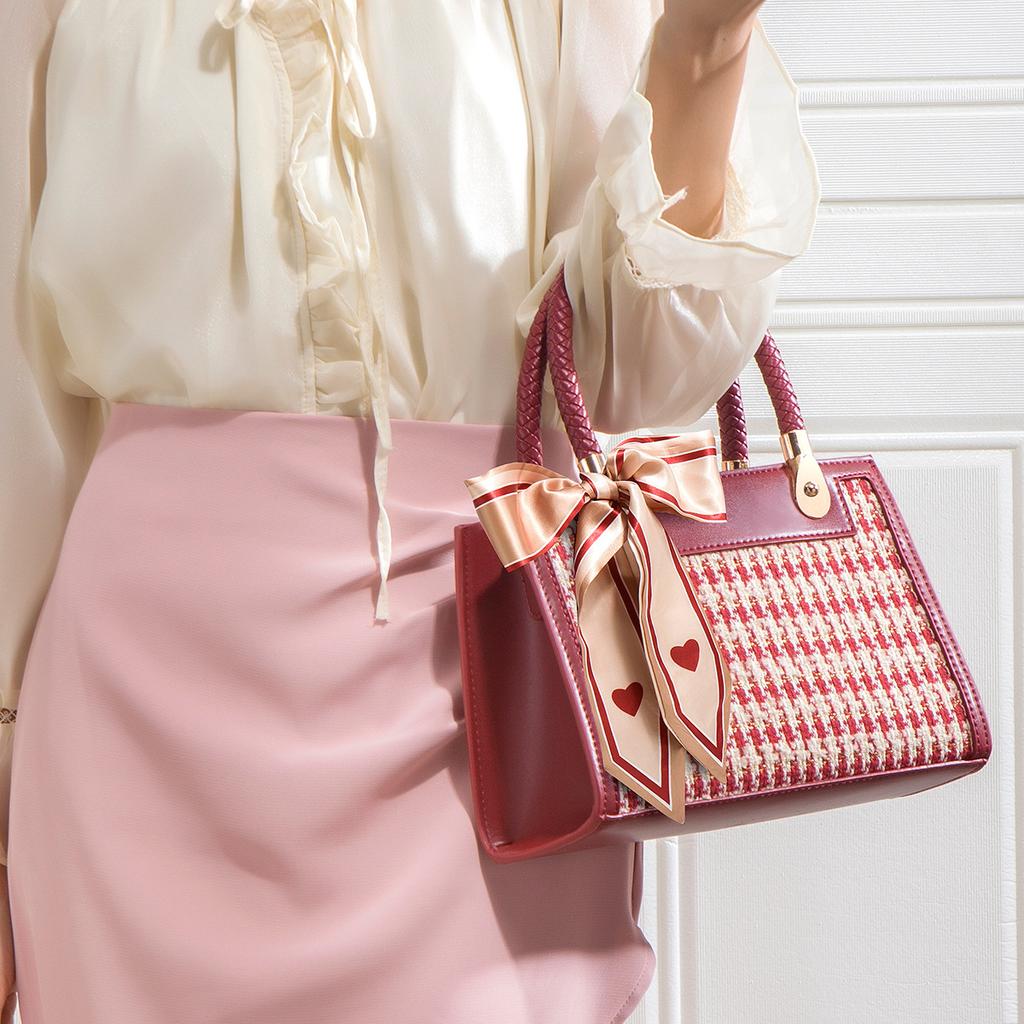 Red handbag for women, 2024 new model, high-end houndstooth pattern handbag, niche French-style bridal bag for women