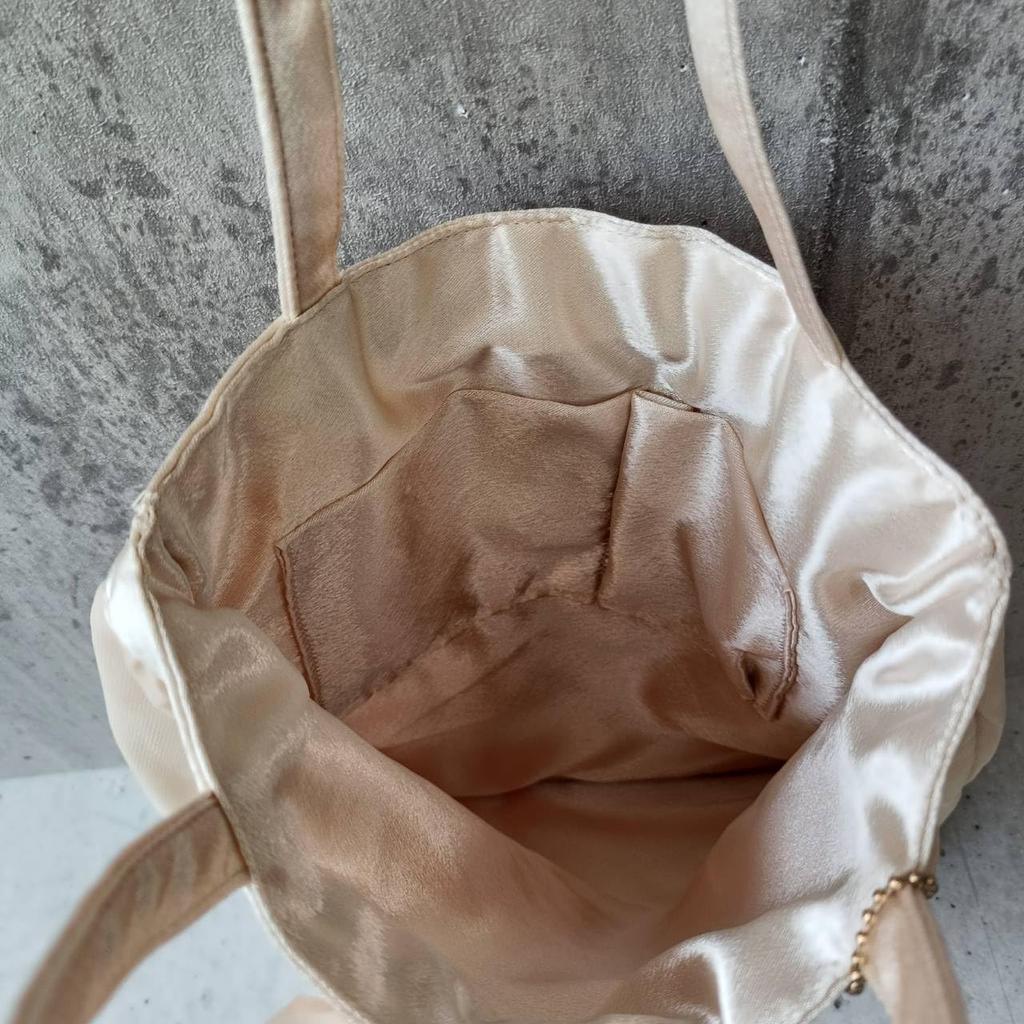 [mauve] Lightweight, Fluffy Chiffon Gathered Formal Bag with Ribbon (black)