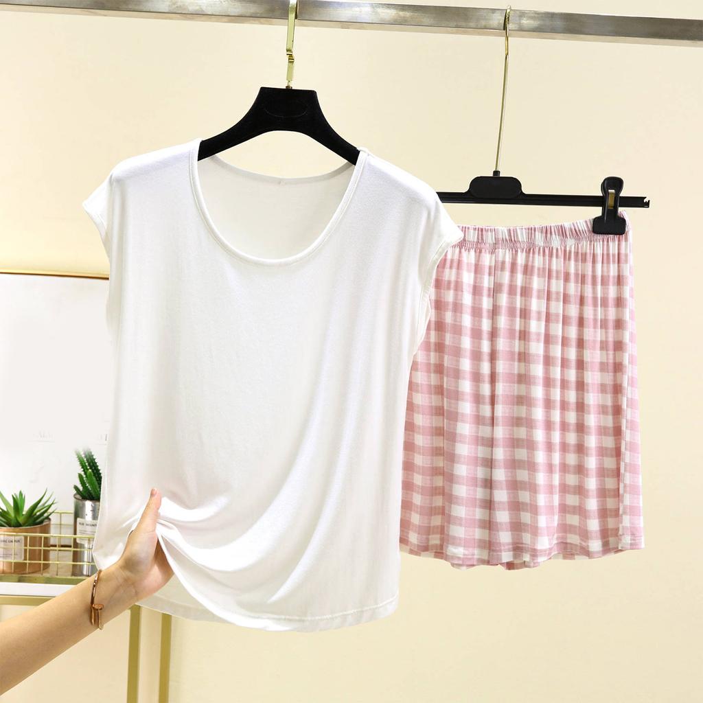 Ladies' Casual And Comfortable Round Neck Solid Color Top With Checkered Printed Shorts Plus Size Set