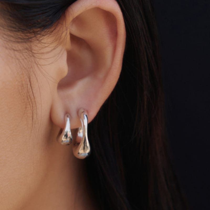 

1064STUDIO ESSENTIAL 00E SILVER_LONG