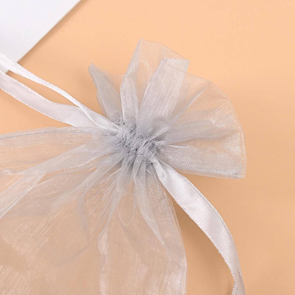 Grauer Perlen-Netzbeutel mit Kordelzug für Kosmetik, Hochzeiten oder Süßigkeitengeschenke